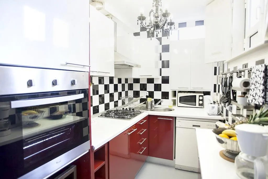 Lovelystay - Castle Hill Apartment Lisboa
